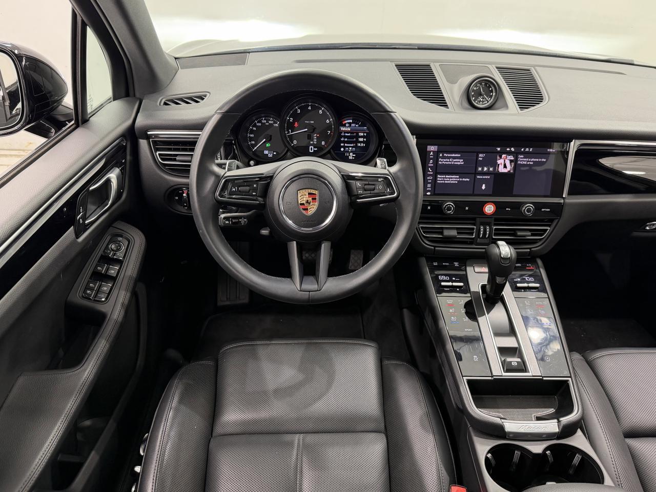 2025 Porsche Macan Newark DE