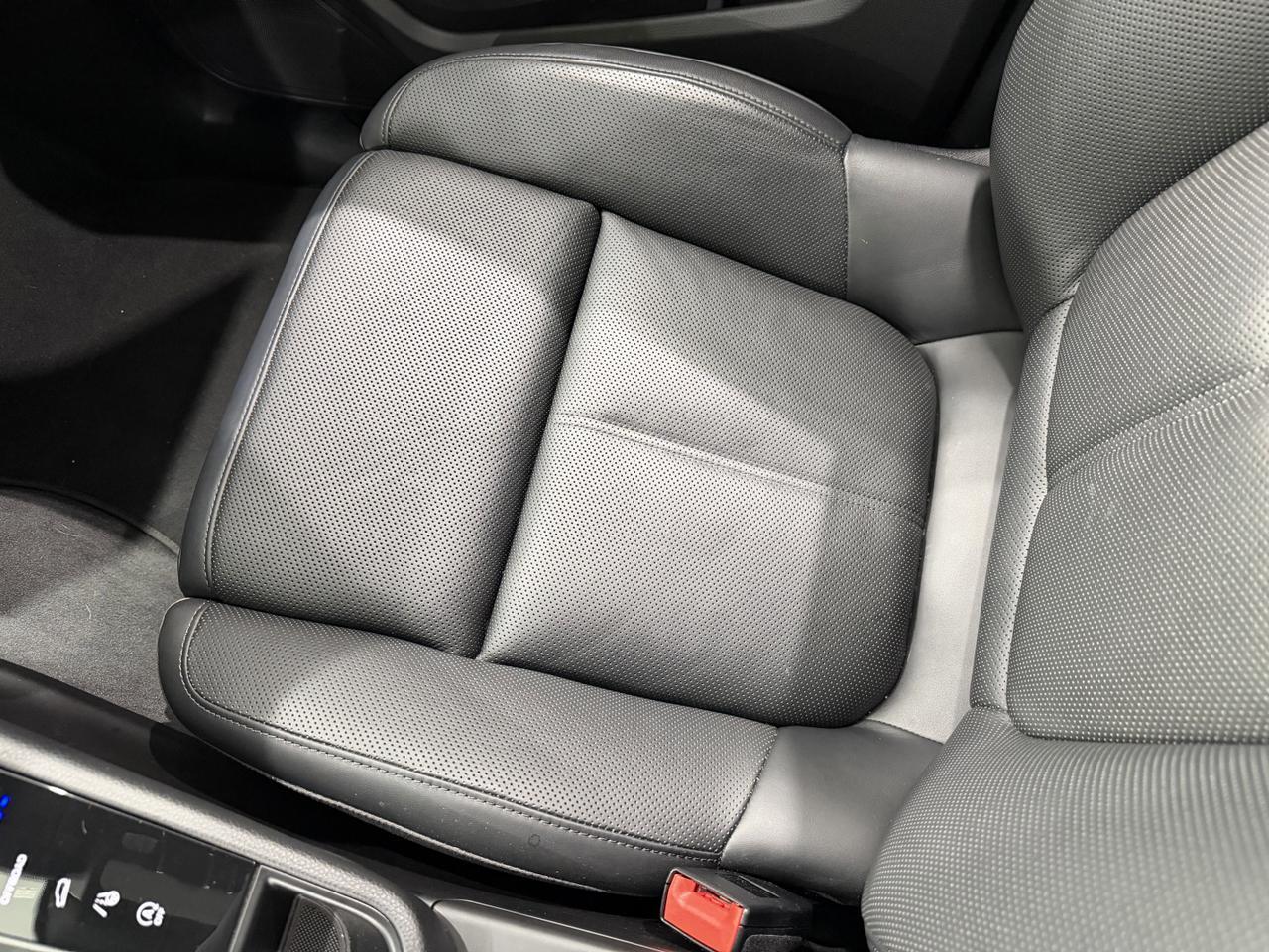 2025 Porsche Macan Newark DE