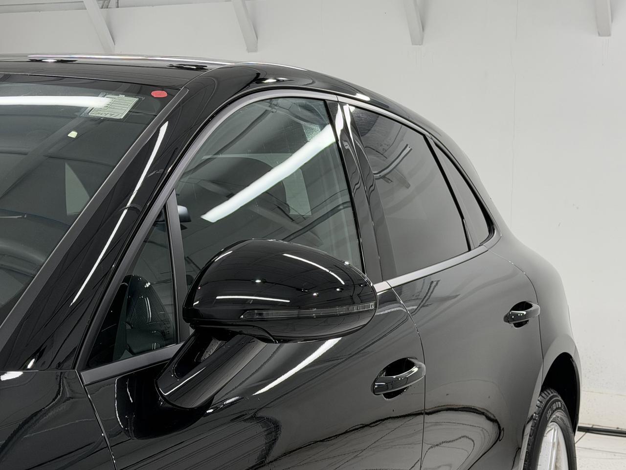 2025 Porsche Macan Newark DE