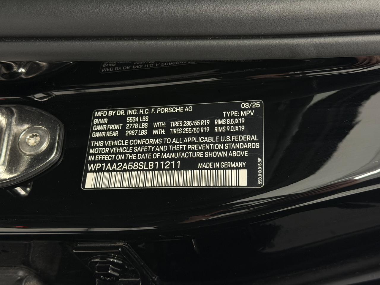 2025 Porsche Macan Newark DE