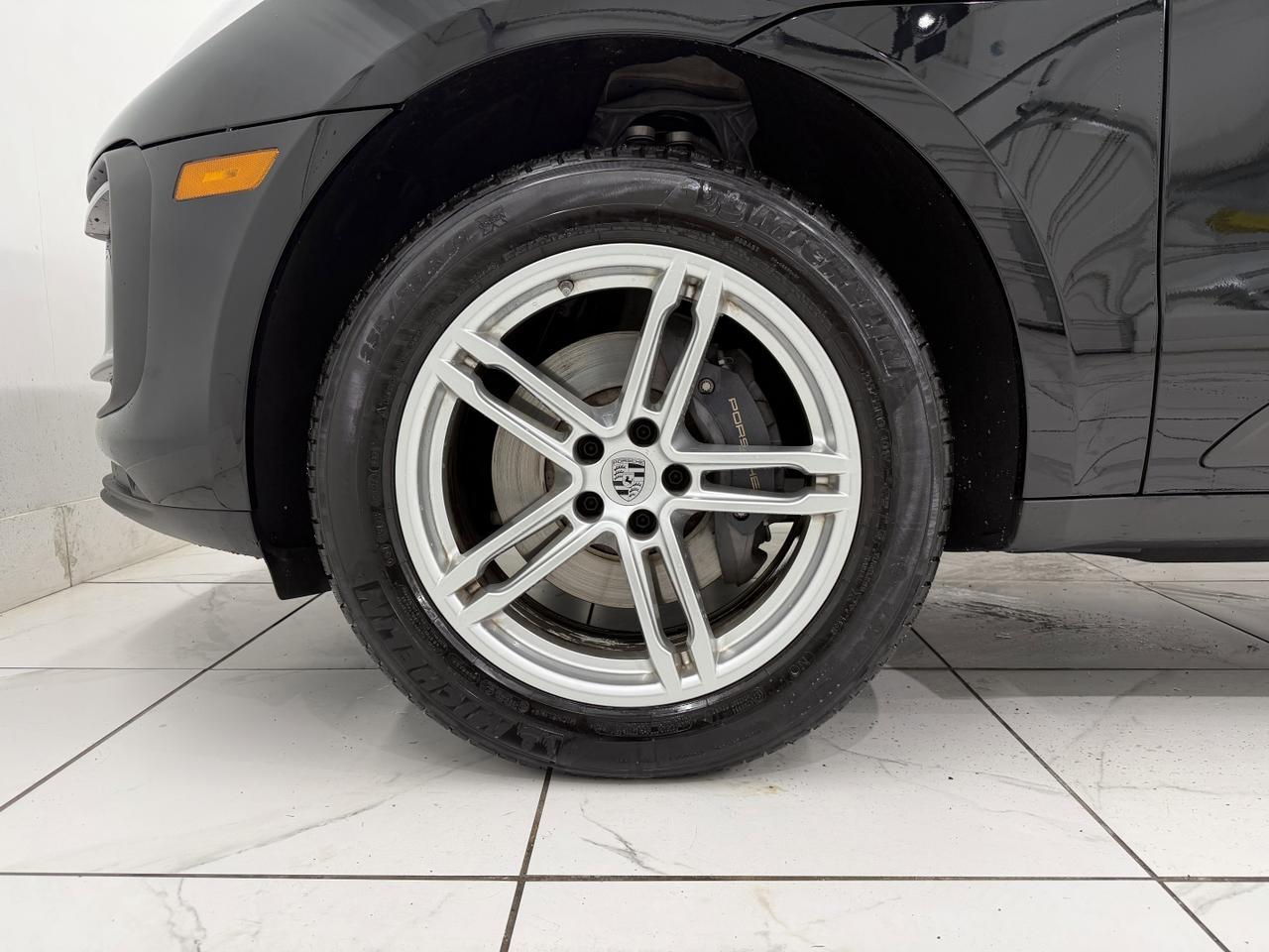 2025 Porsche Macan Newark DE