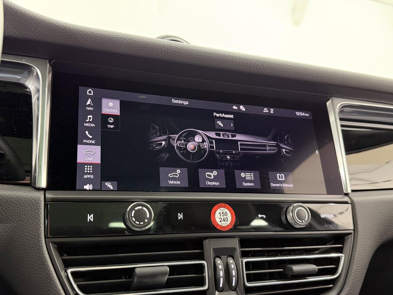 2025 Porsche Macan Newark DE