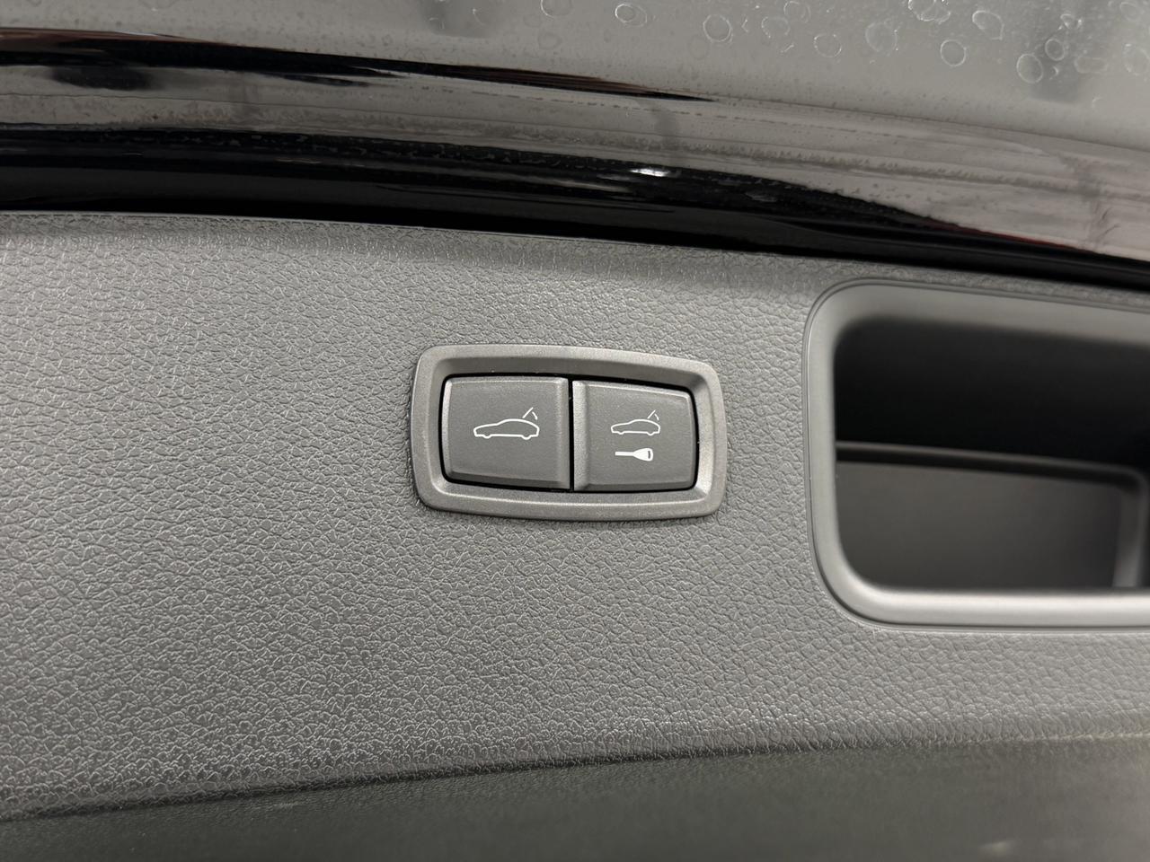 2025 Porsche Macan Newark DE