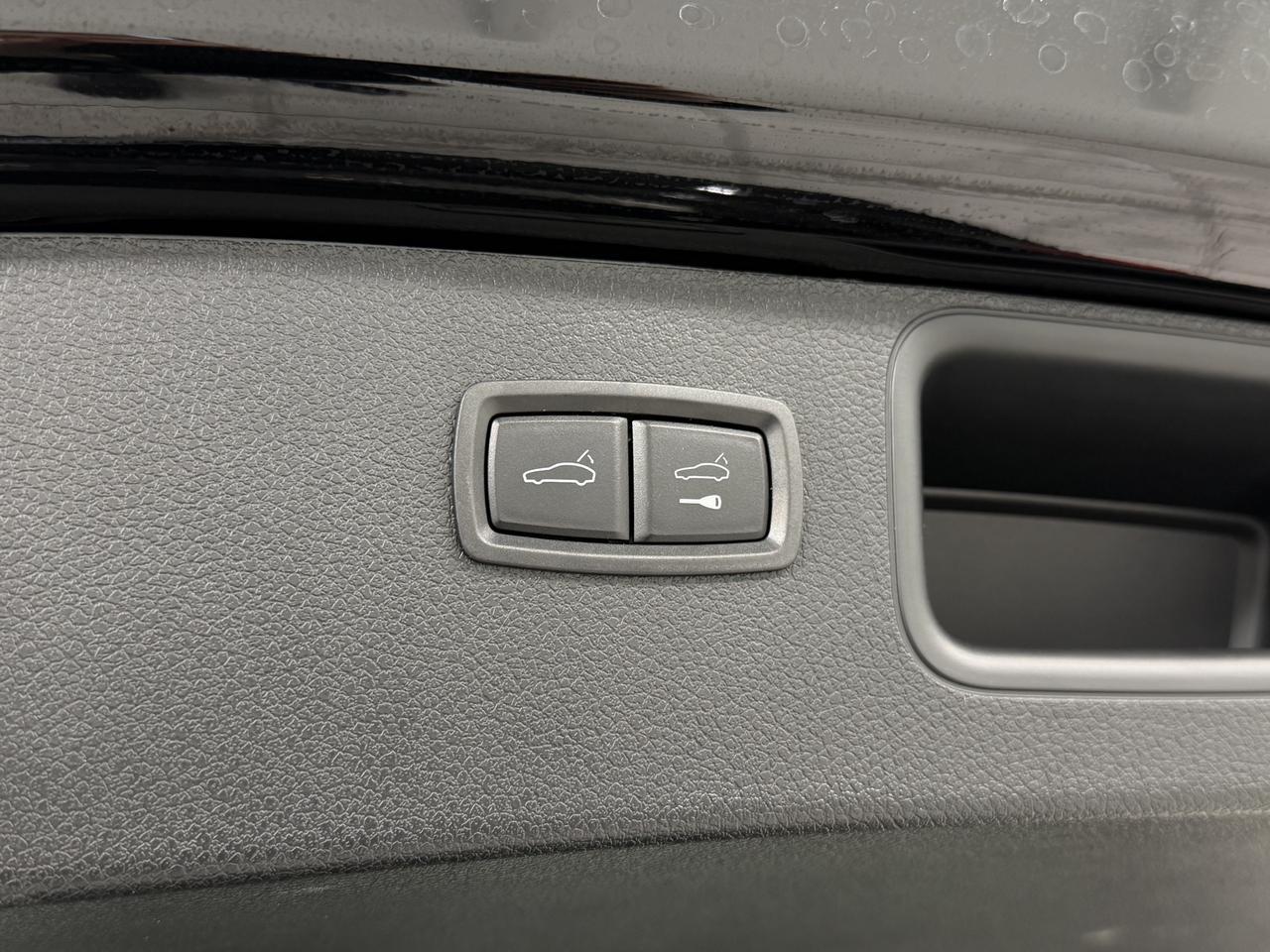 2025 Porsche Macan Newark DE