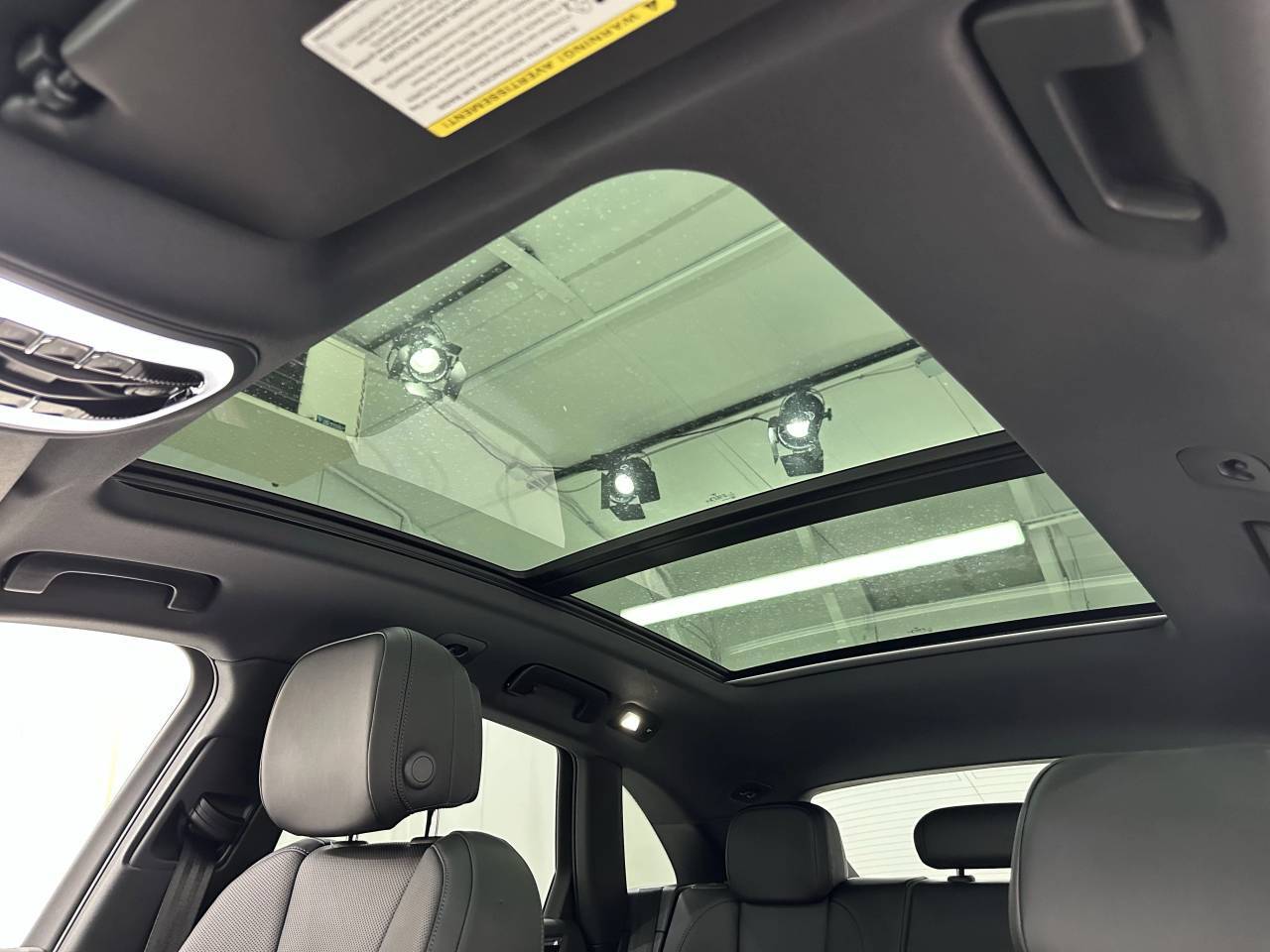 2025 Porsche Macan Newark DE