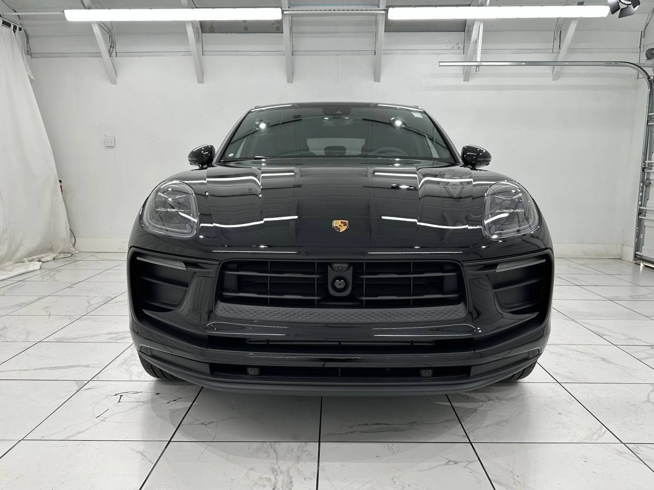2025 Porsche Macan Newark DE
