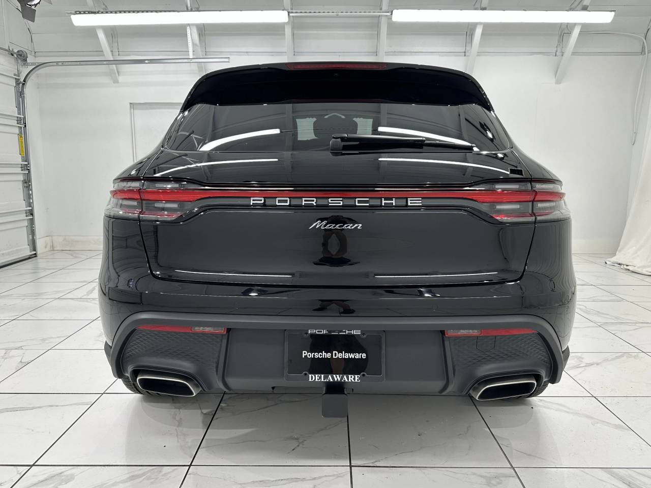 2025 Porsche Macan Newark DE