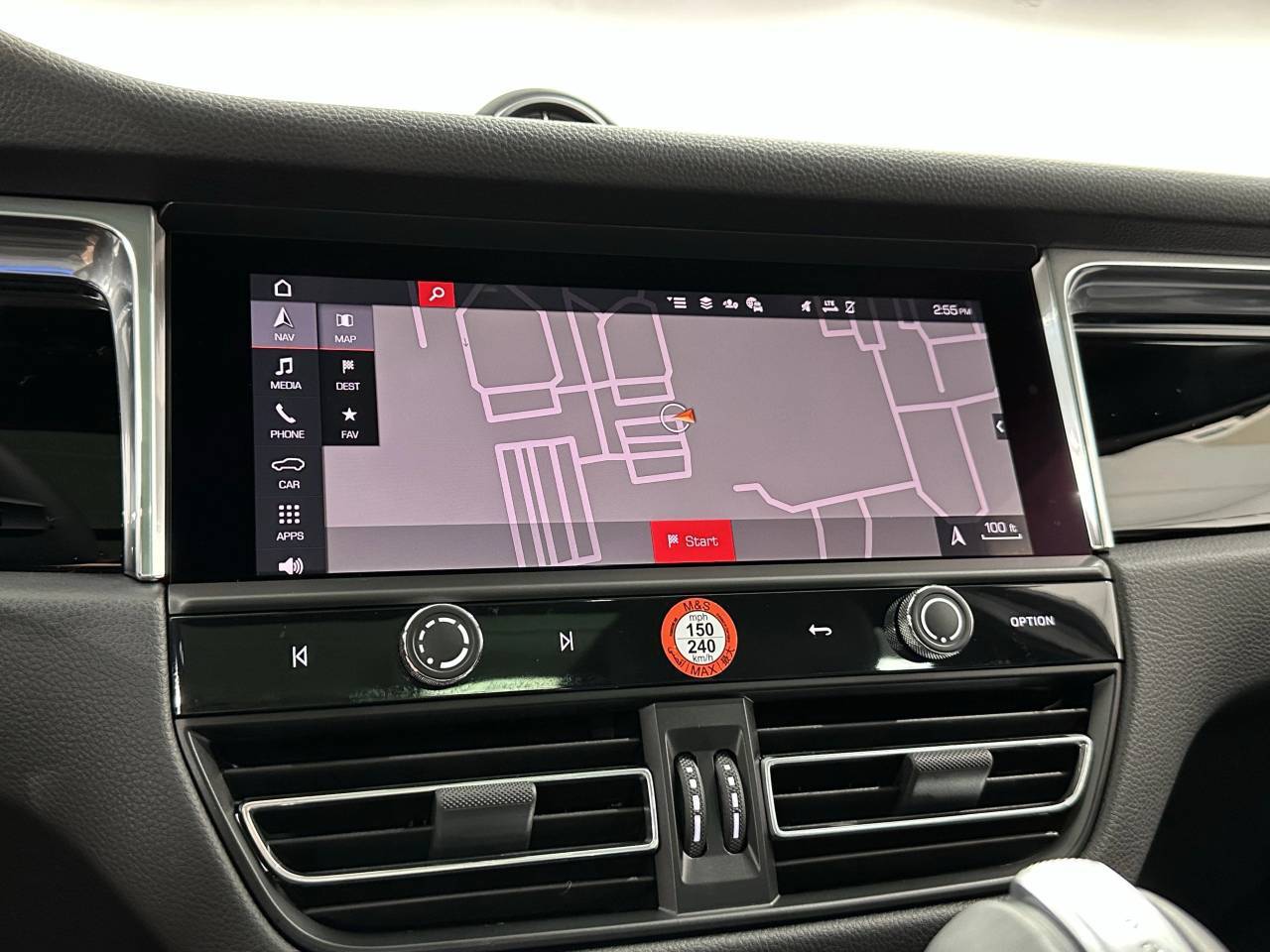 2025 Porsche Macan Newark DE