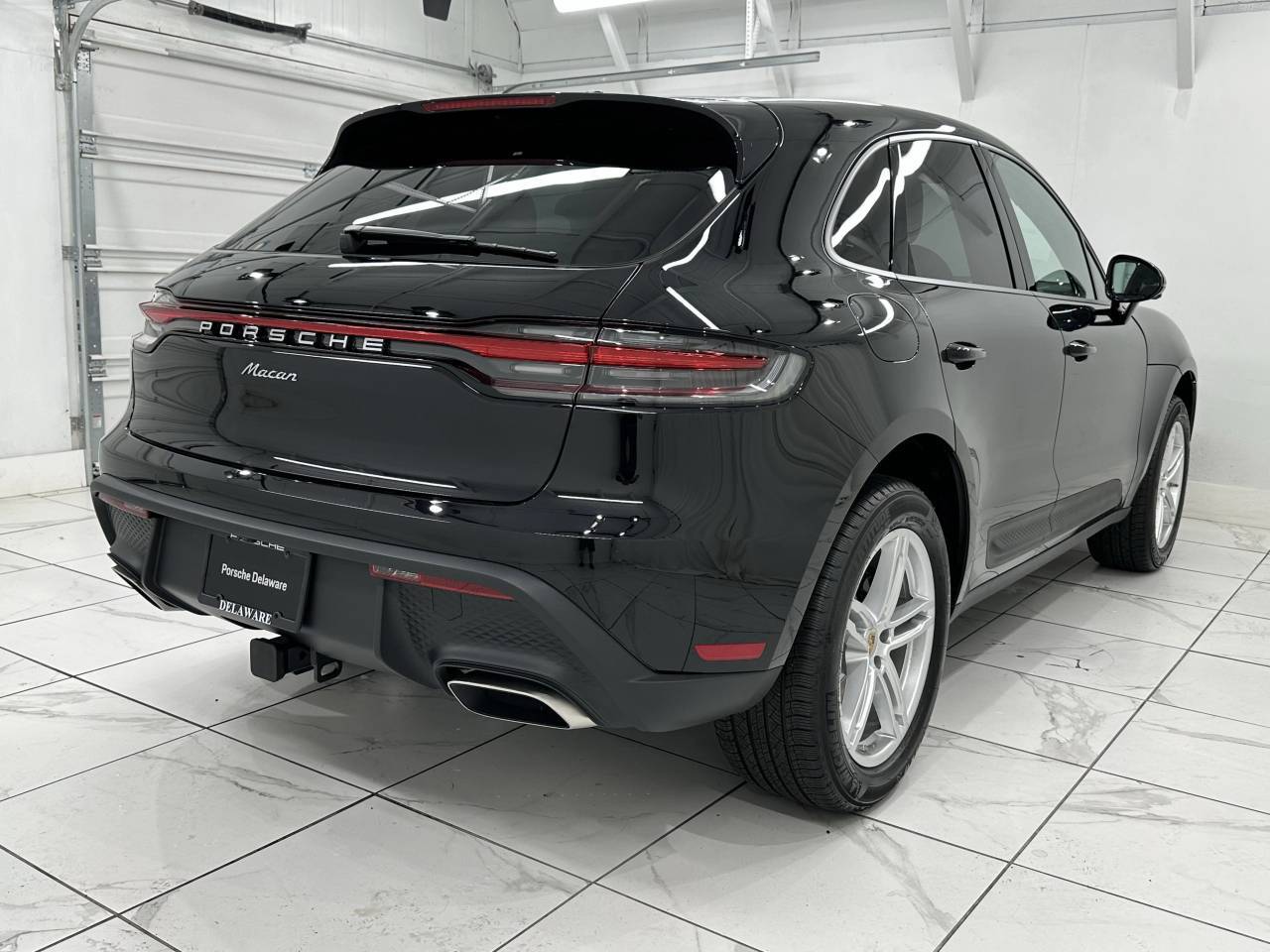 2025 Porsche Macan Newark DE