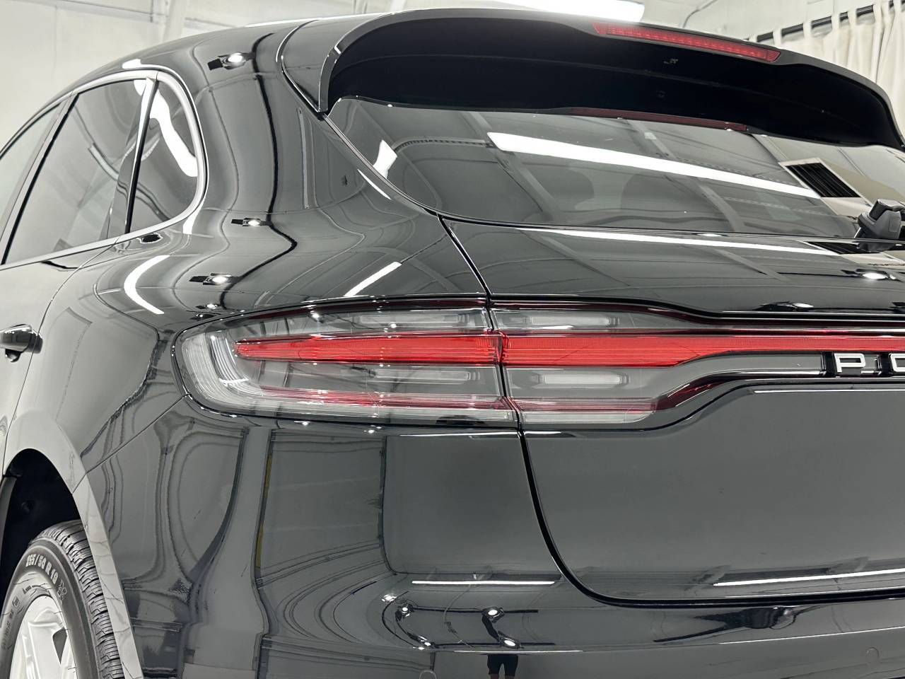 2025 Porsche Macan Newark DE