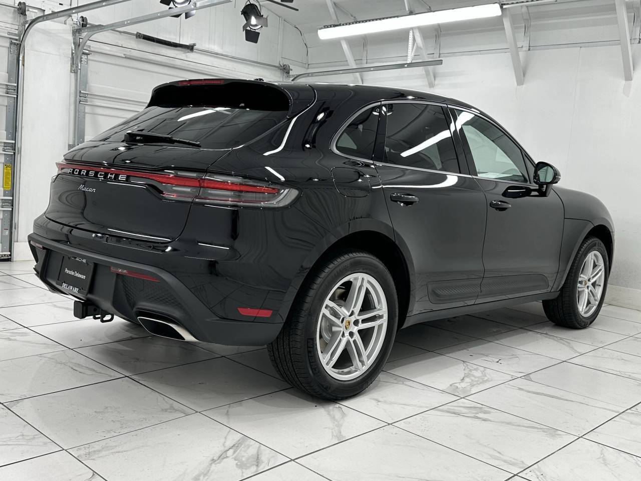 2025 Porsche Macan Newark DE