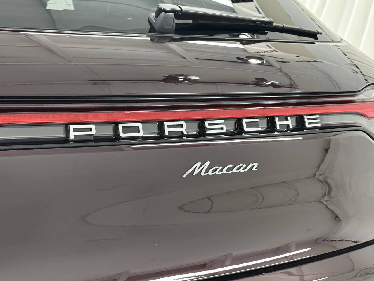 2025 Porsche Macan Newark DE