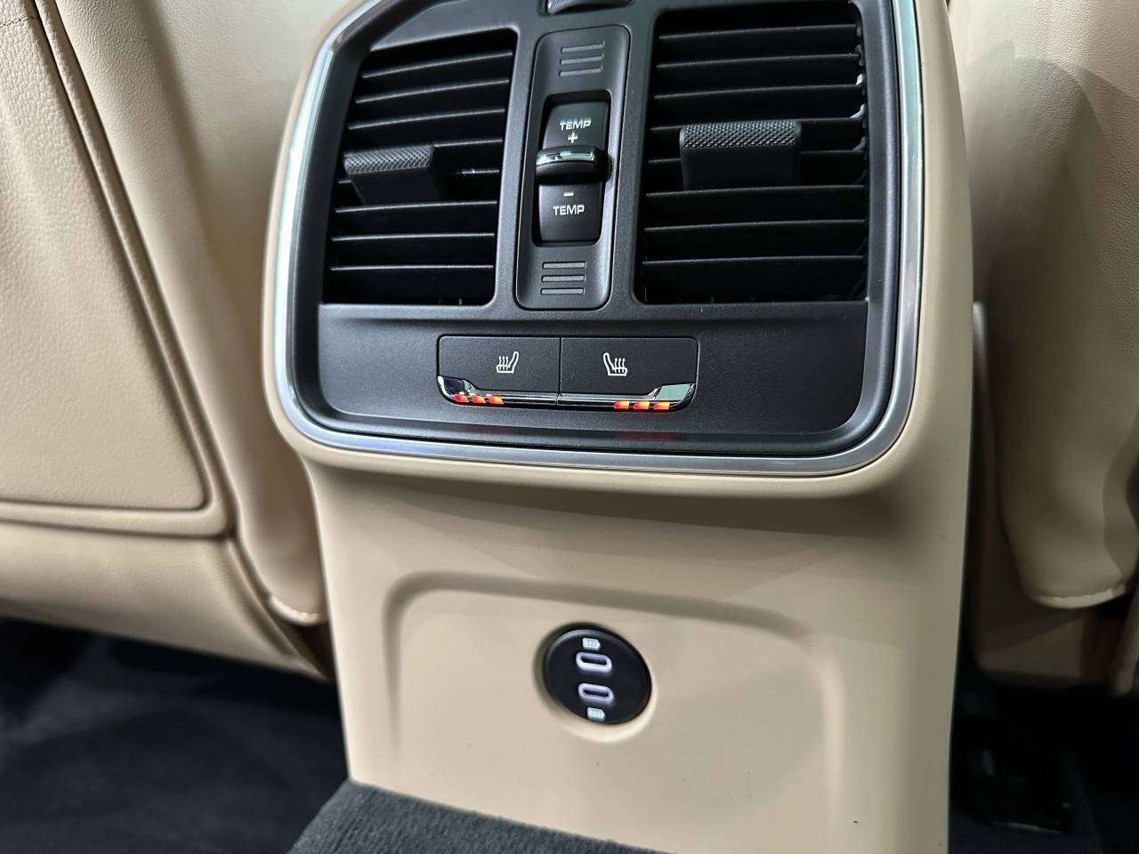 2025 Porsche Macan Newark DE