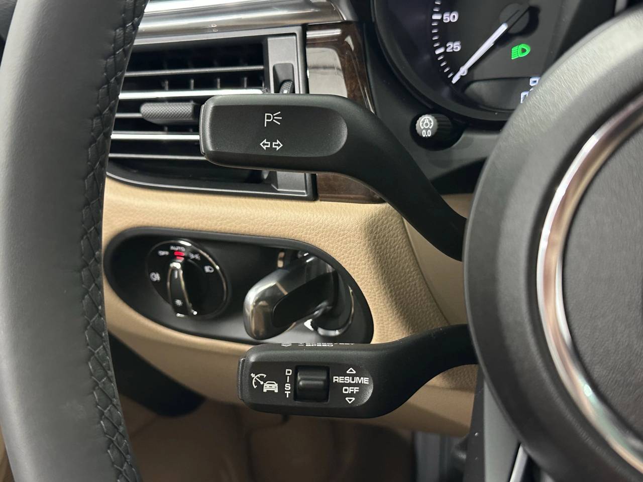 2025 Porsche Macan Newark DE