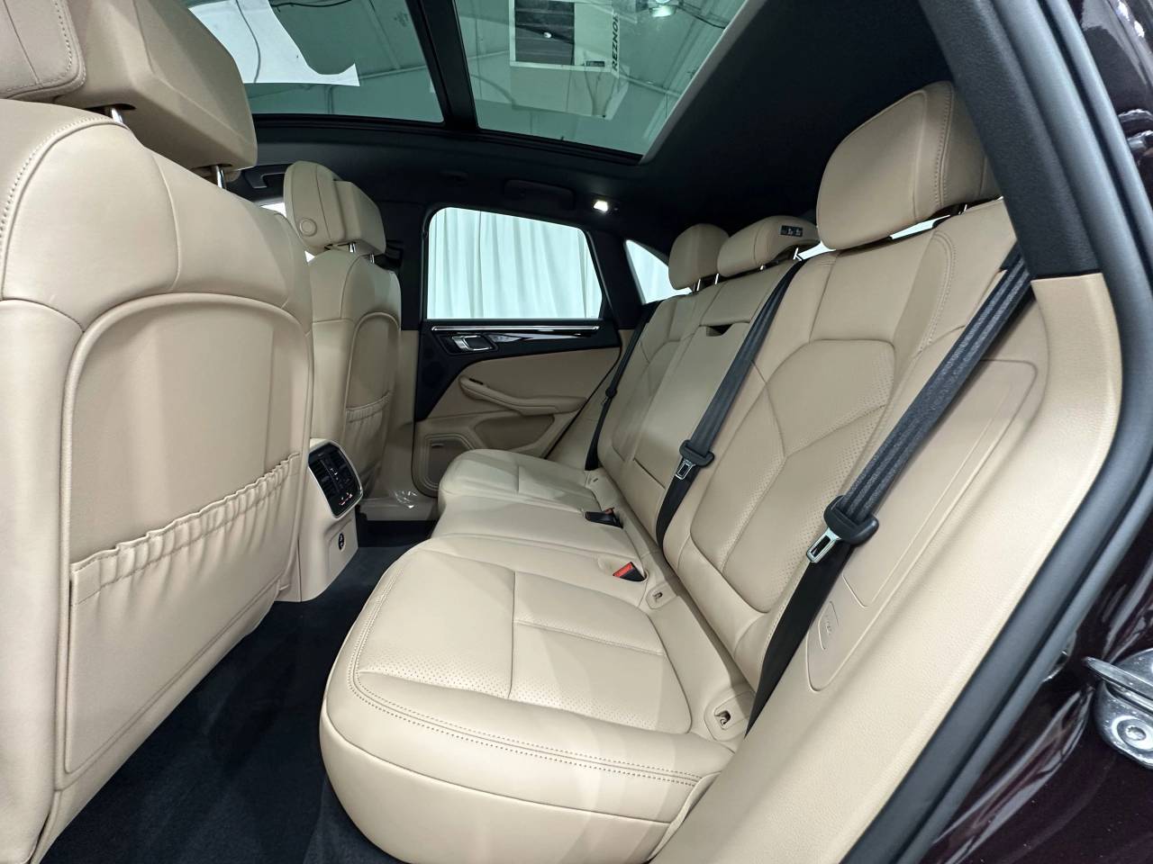 2025 Porsche Macan Newark DE
