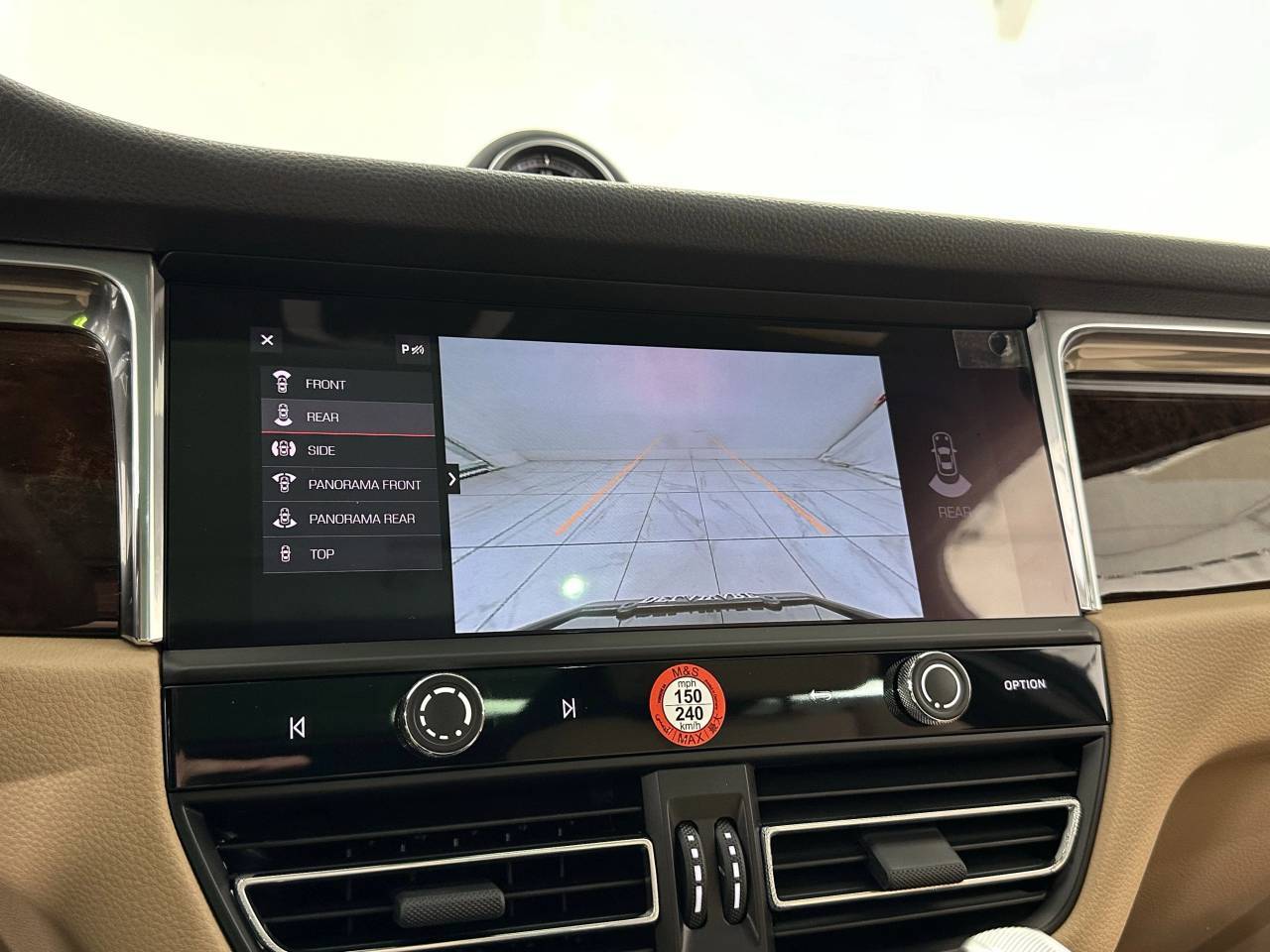 2025 Porsche Macan Newark DE