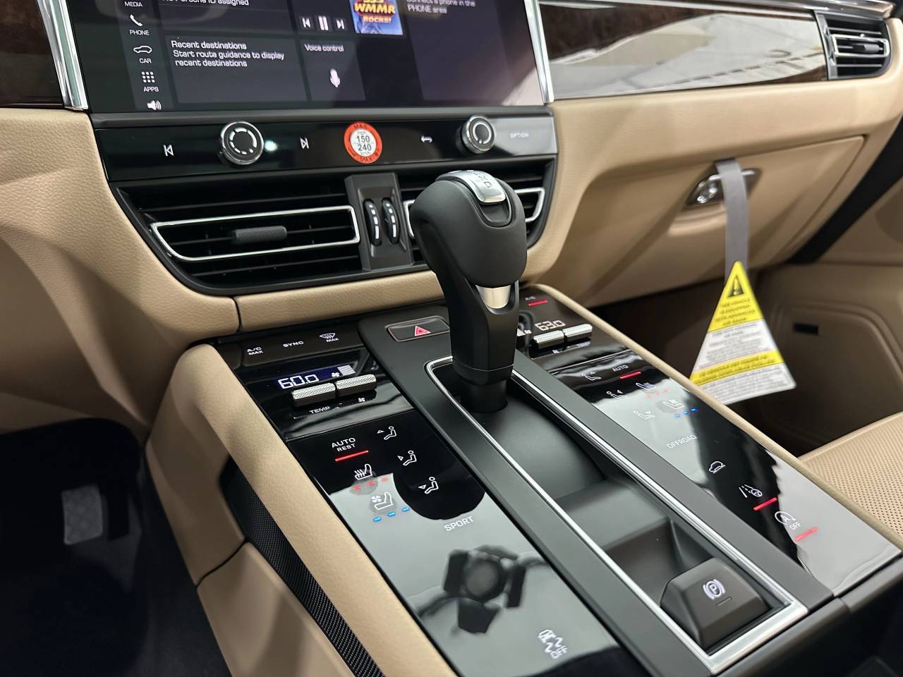 2025 Porsche Macan Newark DE