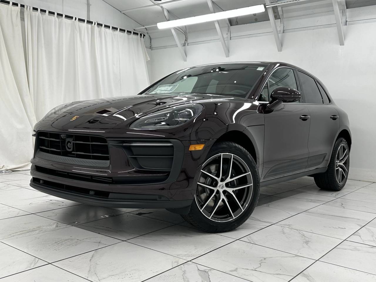 2025 Porsche Macan Newark DE