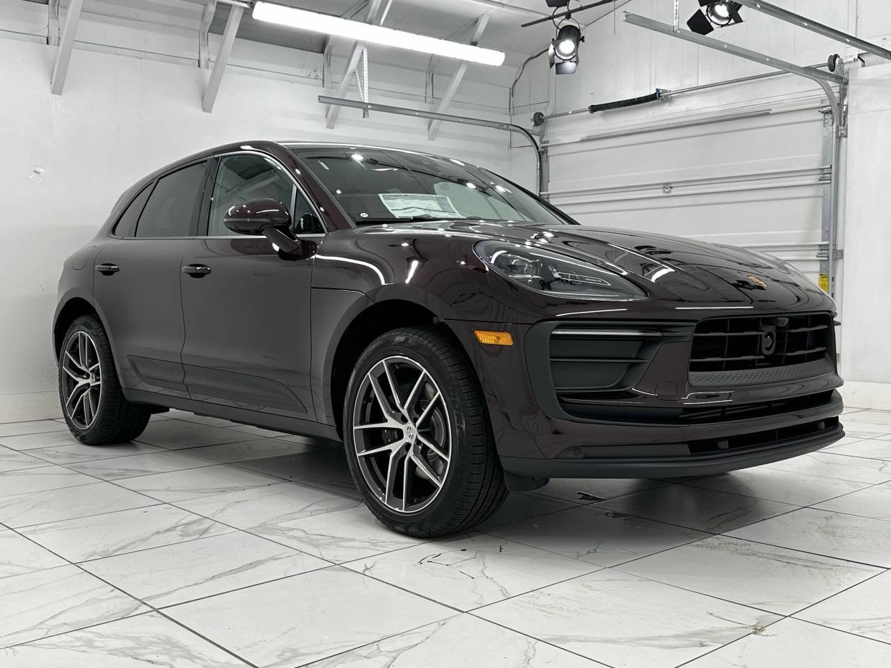 2025 Porsche Macan Newark DE