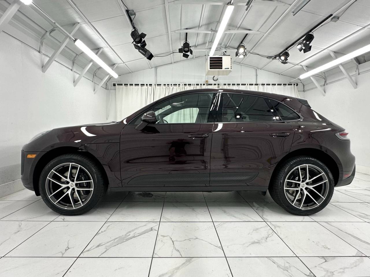 2025 Porsche Macan Newark DE
