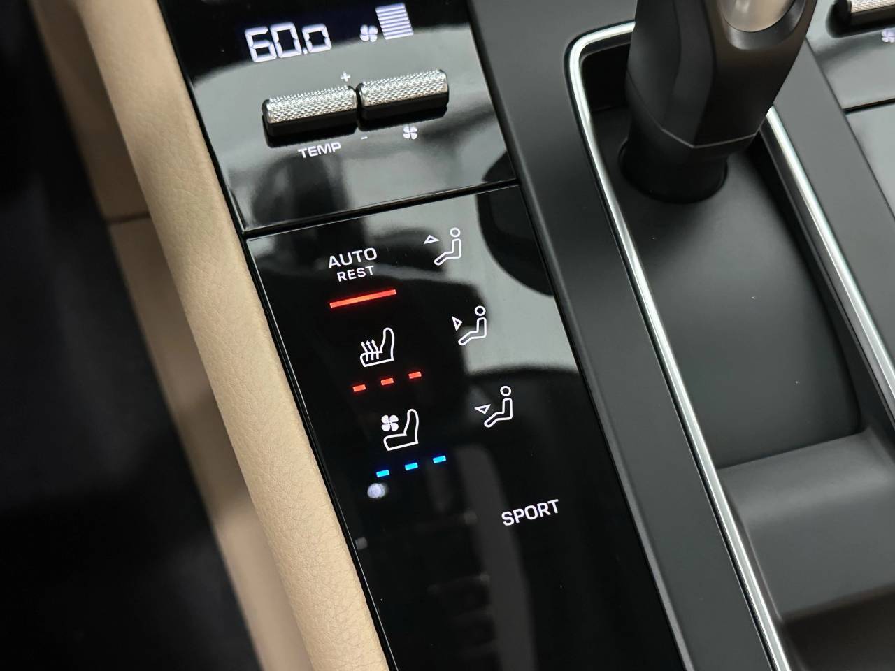 2025 Porsche Macan Newark DE