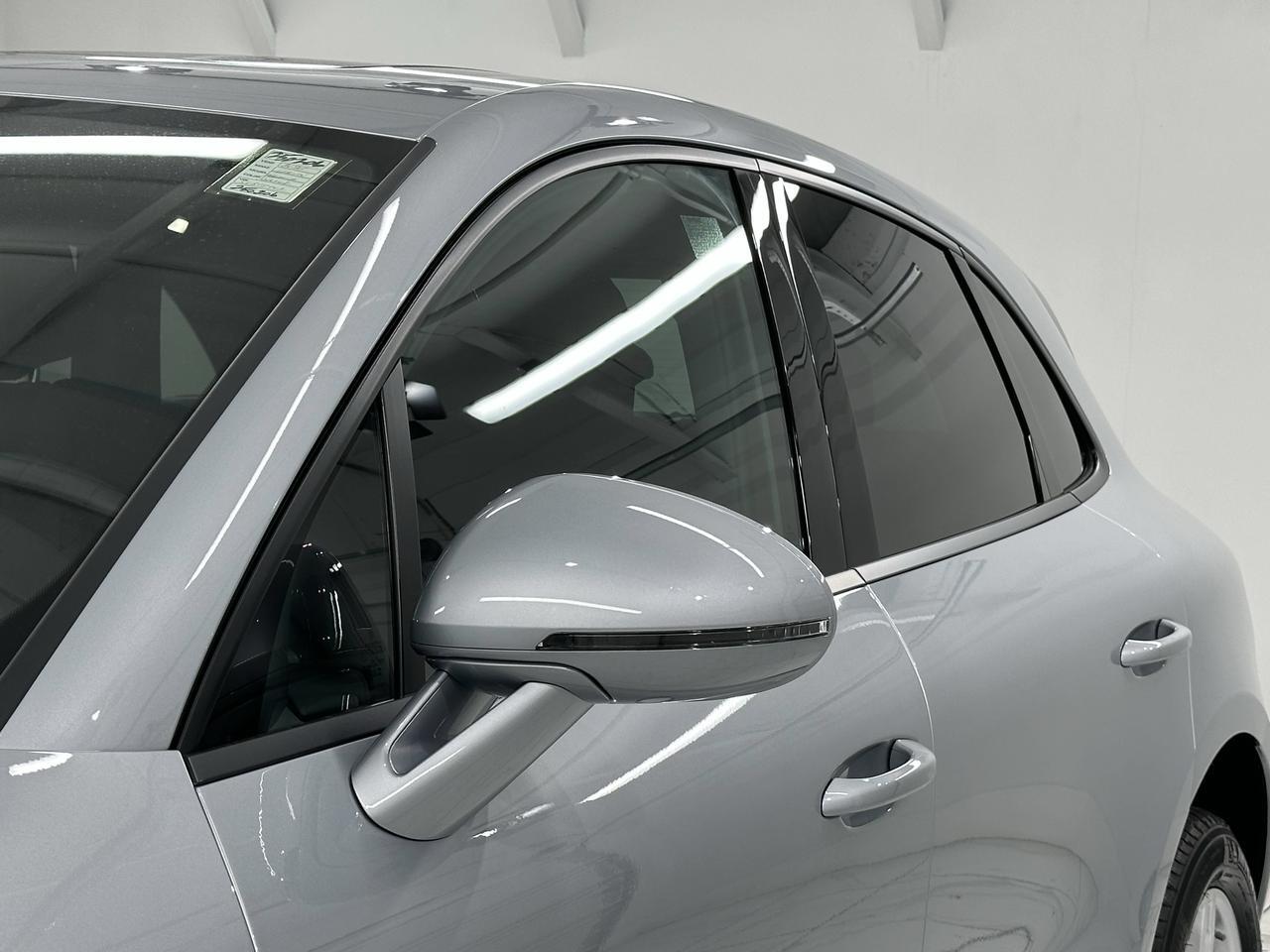 2025 Porsche Macan Newark DE