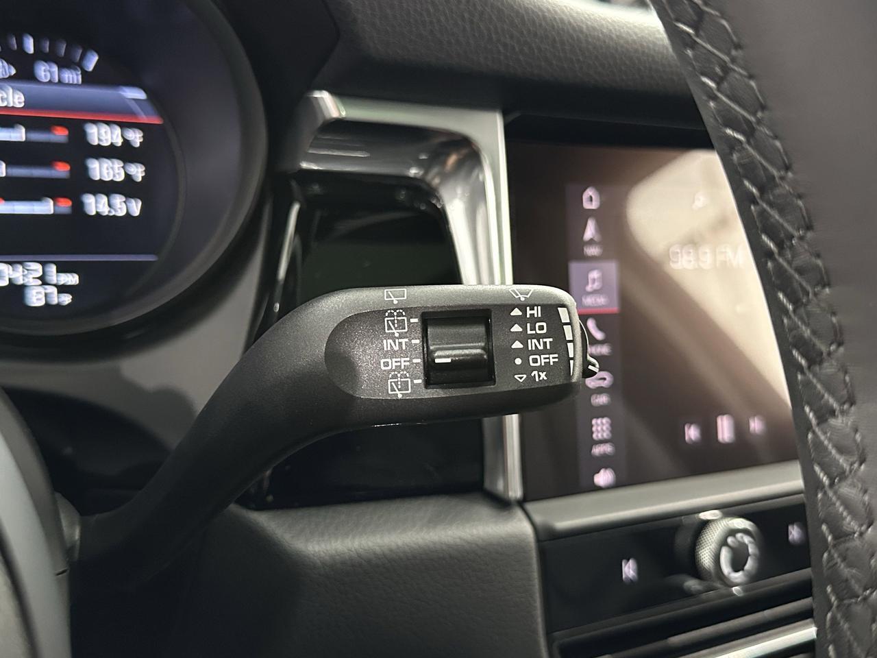 2025 Porsche Macan Newark DE