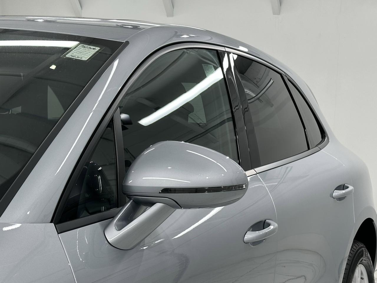 2025 Porsche Macan Newark DE