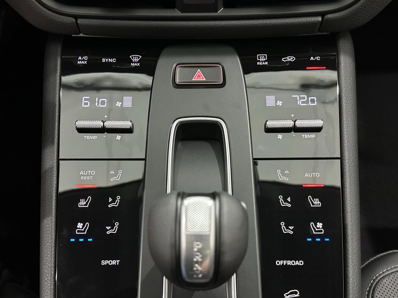 2025 Porsche Macan Newark DE