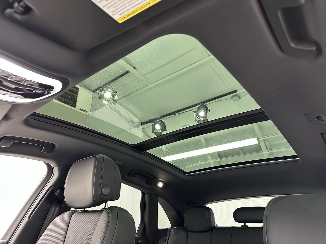 2025 Porsche Macan Newark DE