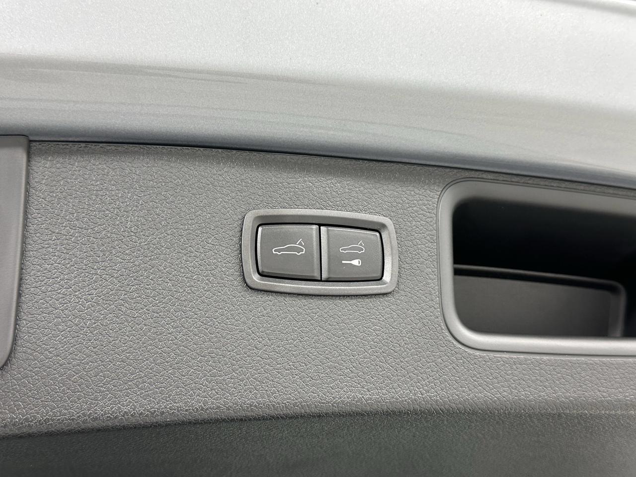 2025 Porsche Macan Newark DE