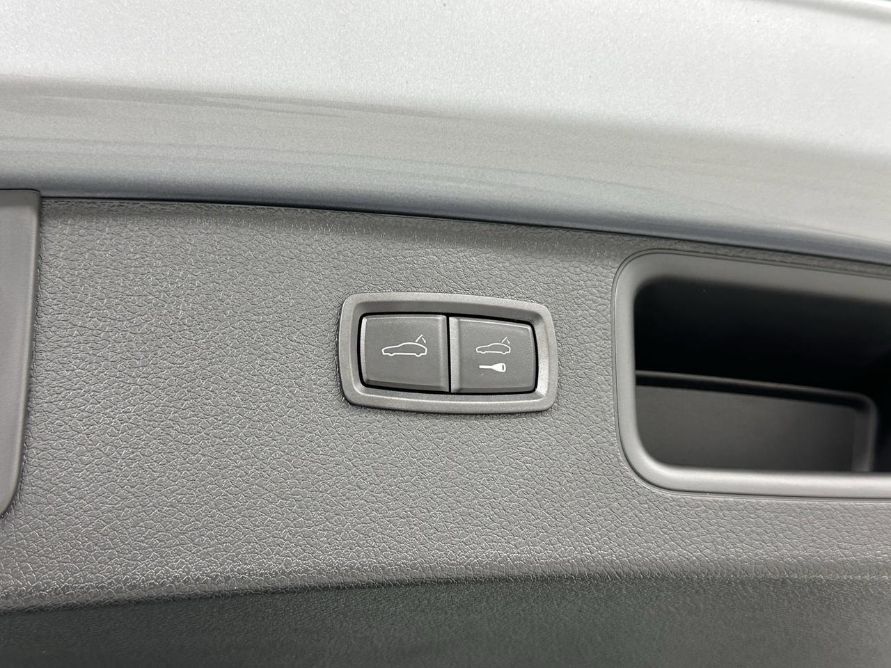 2025 Porsche Macan Newark DE