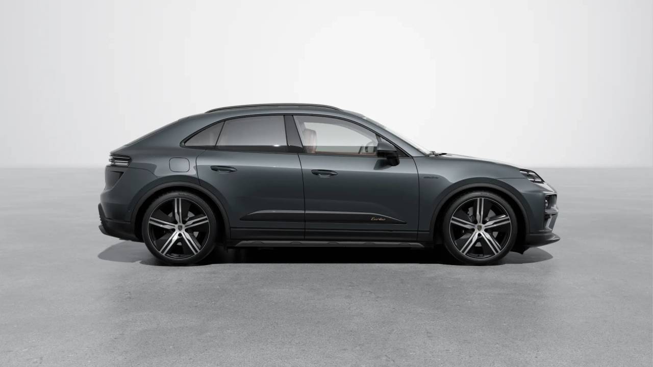 2025 Porsche Macan Newark DE