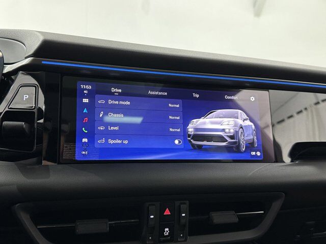 2025 Porsche Macan Newark DE