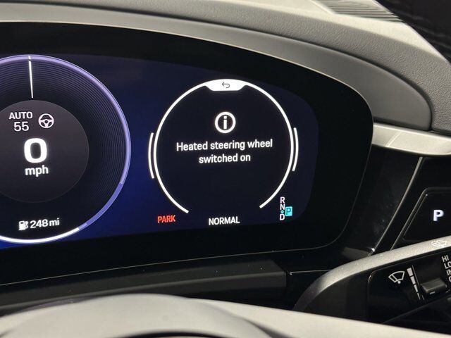 2025 Porsche Macan Newark DE