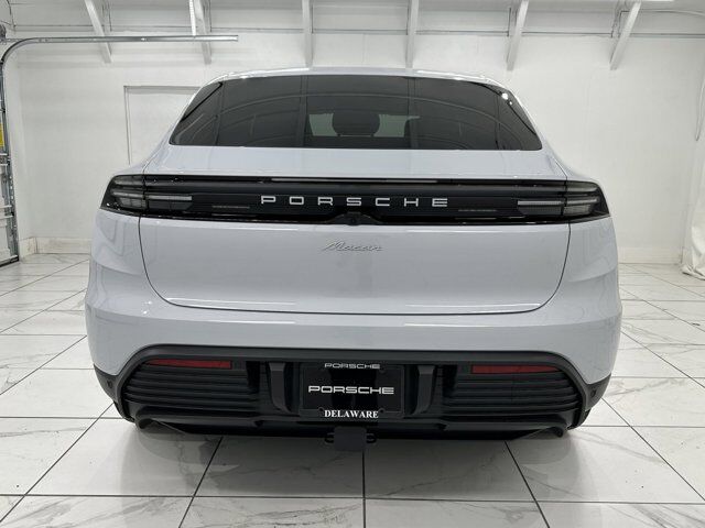2025 Porsche Macan Newark DE