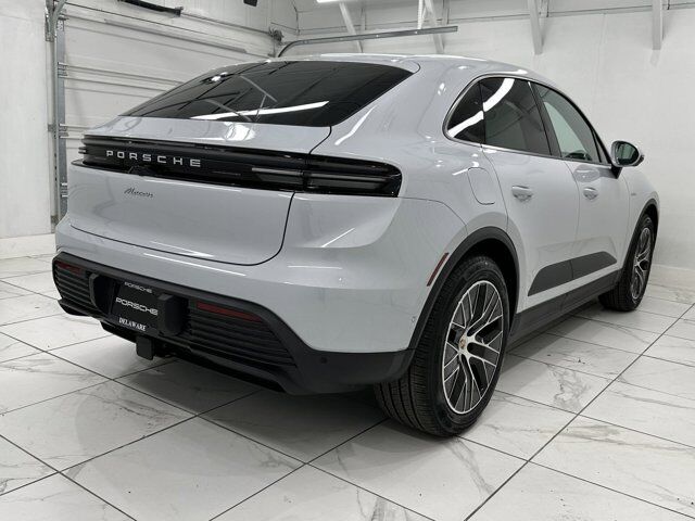 2025 Porsche Macan Newark DE