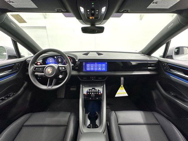 2025 Porsche Macan Newark DE