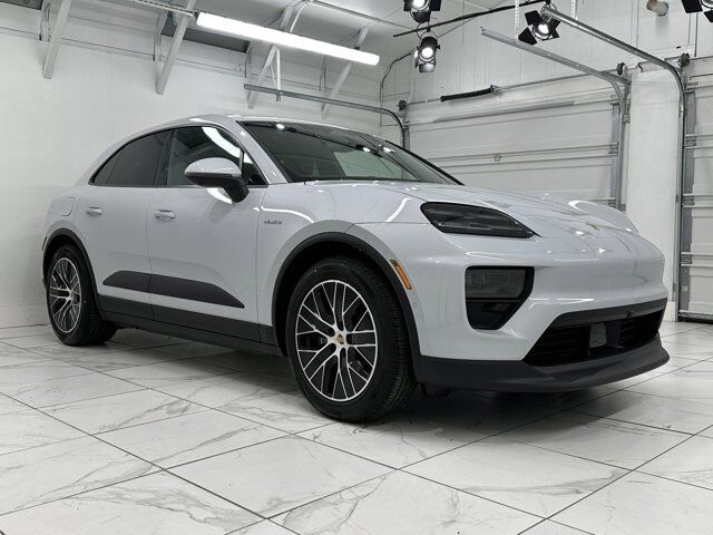 2025 Porsche Macan Newark DE