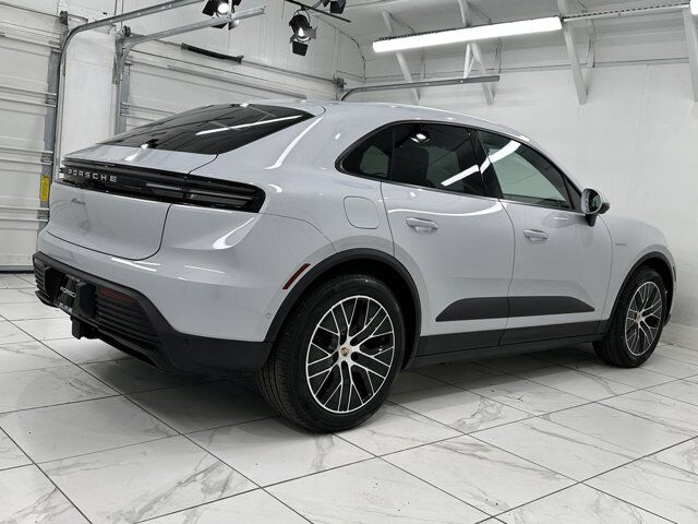 2025 Porsche Macan Newark DE