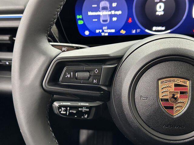 2025 Porsche Macan Newark DE
