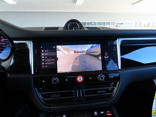 2025 Porsche Macan  Oshkosh WI