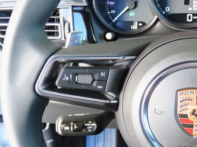 2025 Porsche Macan  Oshkosh WI