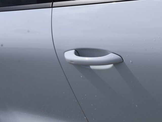 2025 Porsche Macan  Oshkosh WI