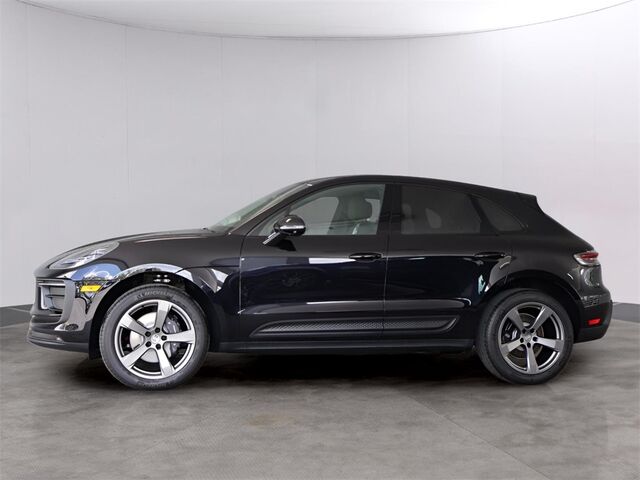 2025 Porsche Macan  Oshkosh WI
