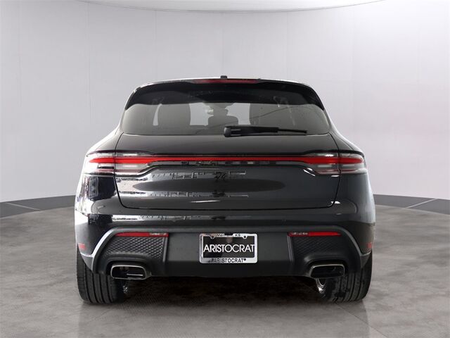 2025 Porsche Macan  Oshkosh WI