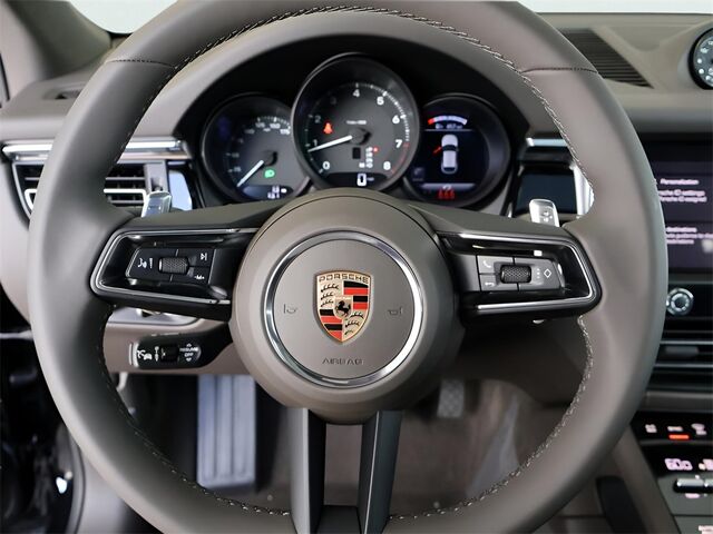 2025 Porsche Macan  Oshkosh WI