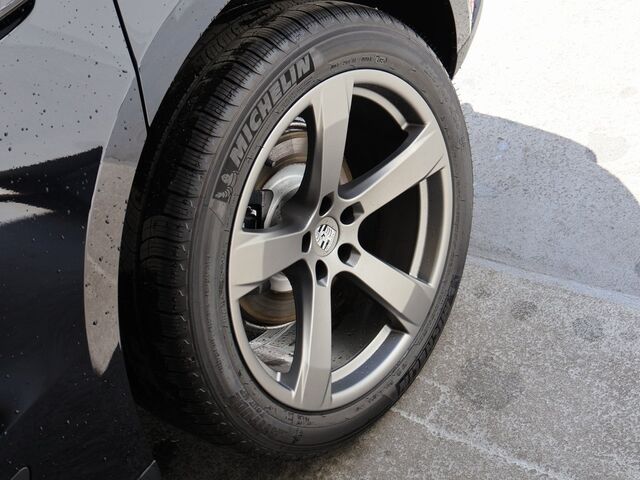 2025 Porsche Macan  Oshkosh WI