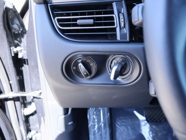 2025 Porsche Macan  Oshkosh WI
