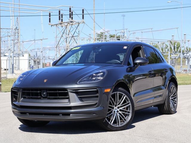 2025 Porsche Macan  Oshkosh WI